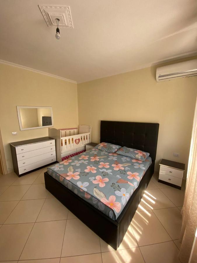 Vlorë Saimir Apartaments מראה חיצוני תמונה